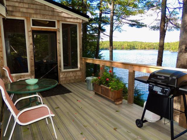 Lakefront Cottage By Country House Escapes Lincolnville Bagian luar foto